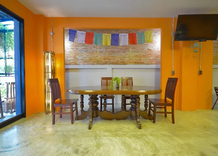 Nomad Hostel Krabi